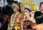 traditional wedding attire Indonesia